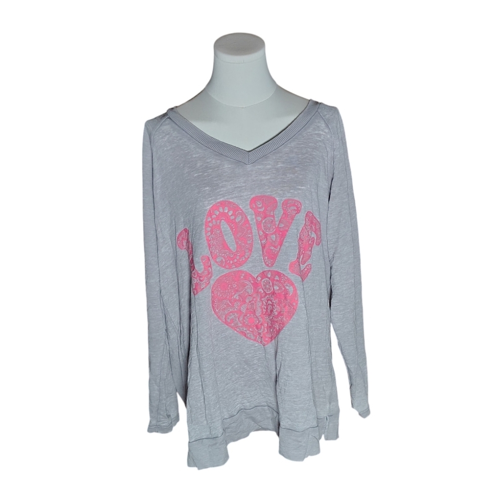 Absolutely Famous Gray and Pink Love Heart Acid Washed Burn Out Tee Size 2X